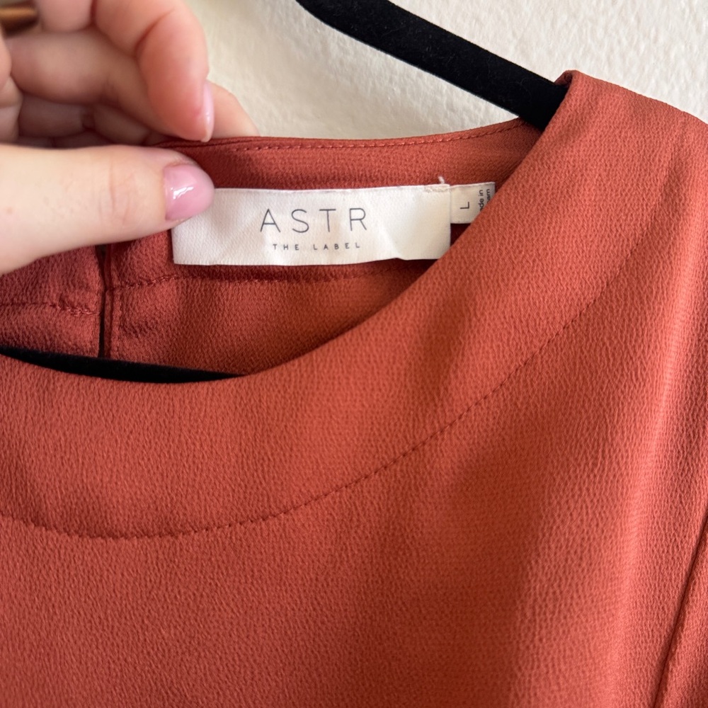 Astr Asymmetrical Rust Dress, Size Large - Picture 3 of 6